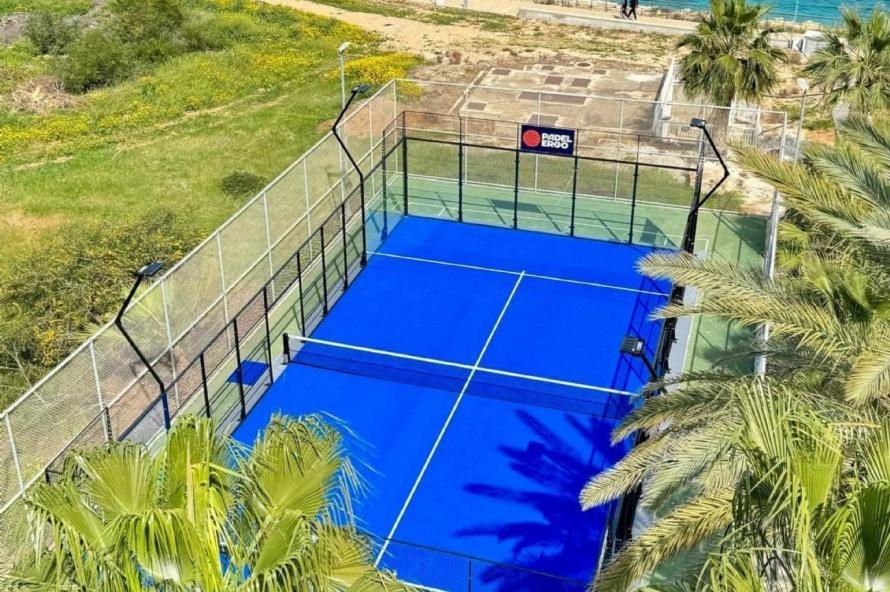 Diana - Coralli Beachfront Apartment プロタラス エクステリア 写真